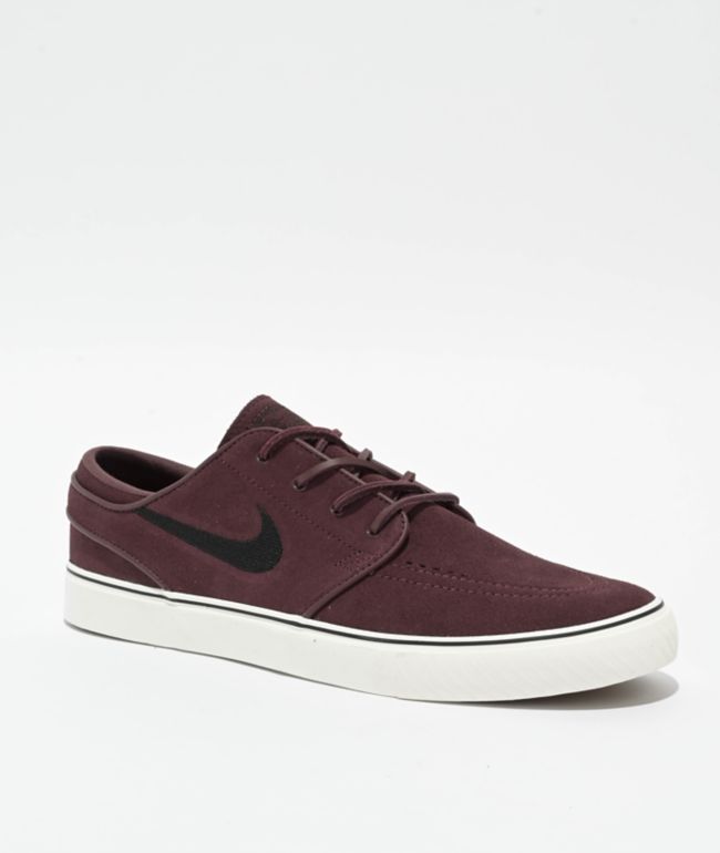dark burgundy nikes